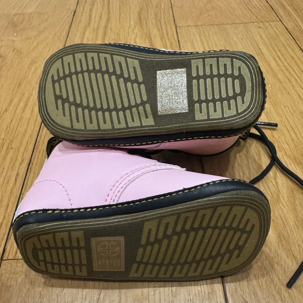 Dr. Martens Newborn Leather Booties - Picture 6 of 8